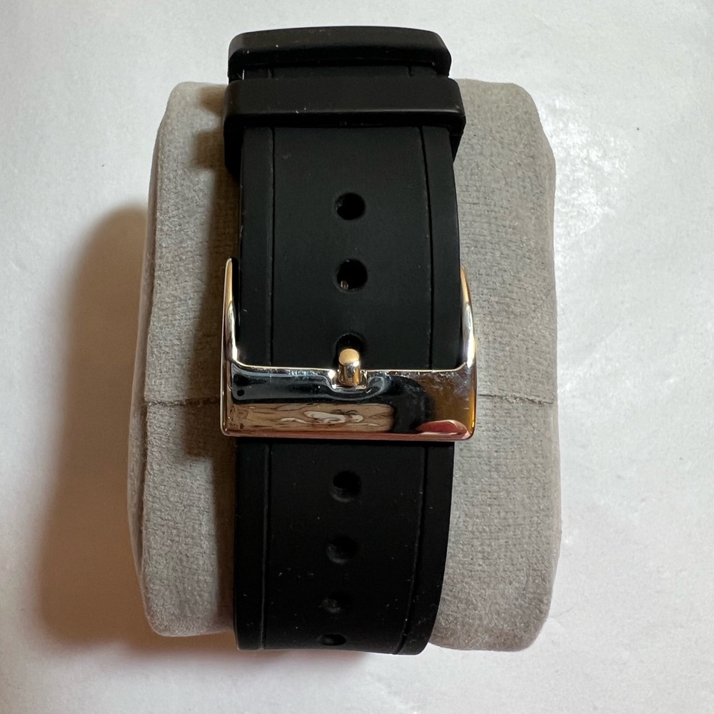 Kenneth Cole KC1639 Stainless Steel Black Polyurethane watch - Picture 2 of 5